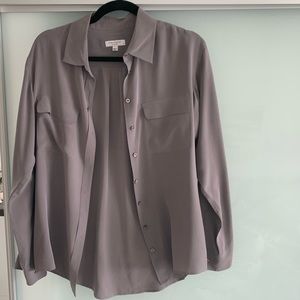 Equipment Signature Silk Button Down Grey/Purple M